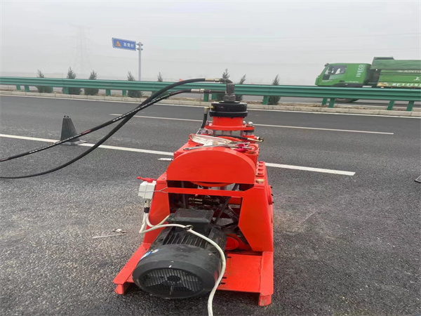 重庆高速公路路基下沉加固注浆灌浆